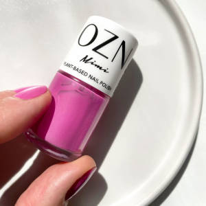 OZN Mimi: plant-based nail polish